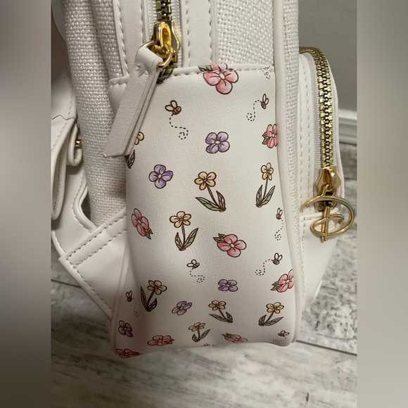 NWt Winnie the Pooh weekender bag, backpack and phone crossbody bag - Picture 11 of 12